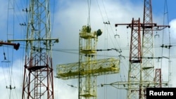 Telkom sebelumya telah berencana membeli saham antara 25 persen dan 30 persen di 2 Degrees.