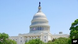 Senat Amerika meloloskan resolusi tidak mengikat menentang pembuatan senjata nuklir Iran (Foto: dok).