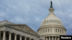 资料照片：2023年12月1日在美国首都华盛顿的美国国会大厦。美国国会谈判代表本月16之17日周末一直在努力制定一项紧急协议，将对乌克兰和以色列的援助及新的边境安全联系起来。（路透社图片）