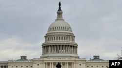 The US Capitol is seen in Washington DC, on November 10, 2024.
វិមាន​សភា​សហរដ្ឋ​អាមេរិក​ត្រូវ​បាន​គេ​ឃើញ​នៅ​ក្នុង​រដ្ឋធានីវ៉ាស៊ីនតោននៅ​ថ្ងៃ​ទី ១០ ខែ​វិច្ឆិកា ឆ្នាំ២០២៤។
