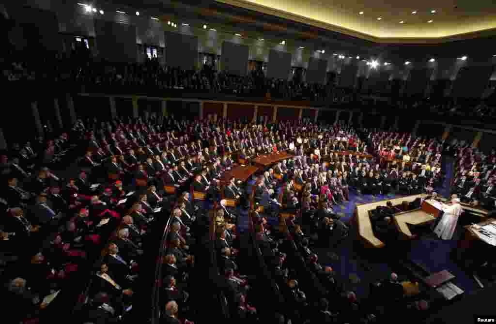 Pope Francis addresses a joint meeting of the U.S. Congress in the House Chamber on Capitol Hill in Washington, Sept. 24, 2015. 