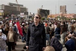FILE - War correspondent Marie Colvin, photographed here in Tahrir square in Cairo, was killed in Syria in 2012. (AP/Ivor Prickett Sunday Times)