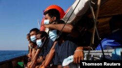 난민 구조선 '시 워치 3' 호가 난민들을 이탈리아 시칠리아로 이송하고 있다.(자료 사진) 