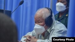 Khieu Samphan attends an appeal trial at the Khmer Rouge Tribunal in Phnom Penh on August 16, 2021. (Courtesy photo of Nhet Sok Heng/ECCC)