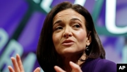 Sheryl Sandberg, perempuan AS yang menjabat sebagai Chief Operating Officer (COO) Facebook (foto: ilustrasi). 