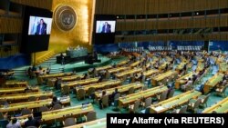 Presiden Somalia Mohamed Abdullahi Mohamed terlihat saat berpidato di Majelis Umum PBB secara virtual, di markas besar PBB di New York, AS, 21 September 2021. (Foto: Mary Altaffer via REUTERS)