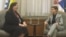 ARHIVA: Ambasadorka BiH u Srbiji Aida Smajić sa premijerkom Srbije Anom Brnabić, novembar 2019. (Foto: RSE/Sonja Gočanin) 
