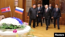 Путин одлучи да потпише сеопфатен договор за стратешко партнерство со севернокорејскиот лидер Ким Џонг Ун за време на неговата дводневна посета, јави руската новинска агенција ТАСС