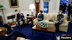 Prvi susret predsednika Bajdena sa republikanskim senatorima u Beloj kući