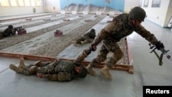 Trening markazi, Kobul