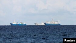 រូបឯកសារ៖ នាវា​របស់ចិន​ត្រូវ​បាន​គេ​ថត​នៅ​ក្នុង​សមុទ្រ​ចិន​ខាង​ត្បូង​ដែល​មាន​ជម្លោះ កាល​ពី​ខែ​មេសា។