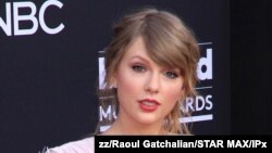 La chanteuse Taylor Swift.