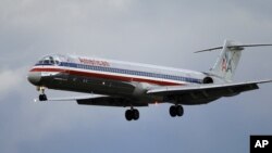 Badan Perlindungan Lingkungan AS atau EPA akan mengusulkan pembatasan emisi gas buang pesawat terbang (foto: dok).