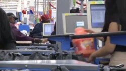 Merosotnya Pemasukan Peritel Besar Pakaian