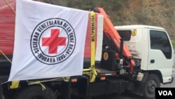 រូបឯកសារ៖ ជំនួយមនុស្សធម៌ដំបូងចែកចាយដោយអង្គការកាកបាទក្រហមបាន​ទៅ​ដល់​ប្រទេស​វេ៉ណេស៊ុយអេឡា។ 