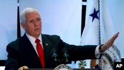 អនុប្រធានាធិបតីអាមេរិកលោក Mike Pence ថ្លែងនៅក្នុងកិច្ចប្រជុំកំពូលនៅក្នុងរដ្ឋធានីវ៉ាស៊ីនតោនកាលពីថ្ងៃទី ០៦ ខែមីនា ឆ្នាំ២០១៩។