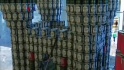 Seni dari Makanan Kaleng