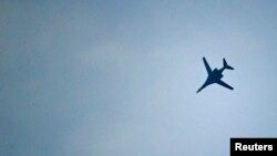 Rossiya Suriyada "Islomiy davlat" pozitsiyalarini bombardimon qilishga kirishganidan beri Amerika va rus samolyotlari to'qnashib ketishi ehtimoli oshgan.