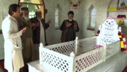 Thousands Flock to Pakistani Shrine Honoring Assassin