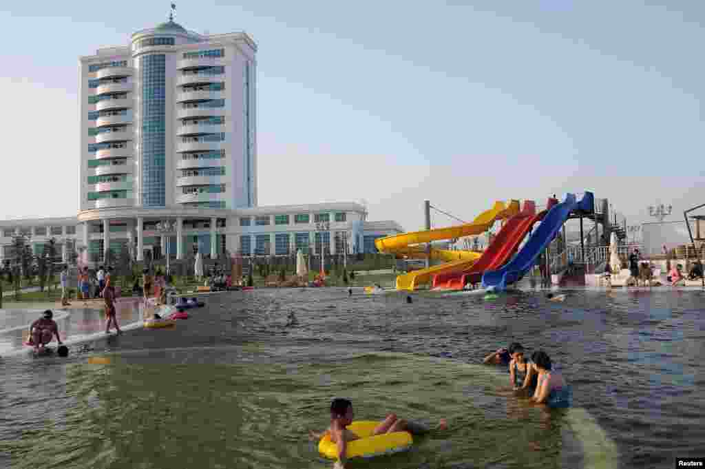 Kaspiy bo&#39;yidagi yangi shahar - Avaza