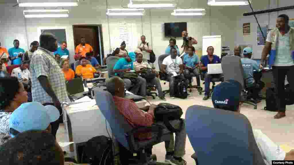 Members of a disaster services team are seen meeting in the local Civil Protection Office in Fort-Liberté, northeast Haiti, Sept. 8, 2017. (Photo - Jaudelet Junior Saint Vil, courtesy VOA Creole Service)