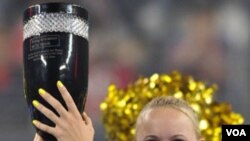 Petenis Denmark, Caroline Wozniacki dikalahkan petenis Agnieszka Radwanska di Sydney International 2012 (foto:dok).