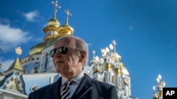 جو بایدن، رییس جمهور ایالات متحده، هنگام بازدید از کیف، پایتخت اوکراین