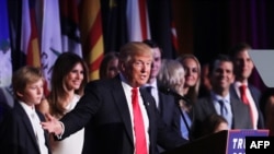 Donald Trumpakikubali ushindi wake akiwa hoteli ya Hilton jijini New York City, Nov. 9, 2016.