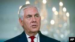 Secretary of State Rex Tillerson makes a statement at the State Department in Washington, Oct. 4, 2017. 