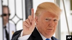 Donald Tramp (arhivski snimak)