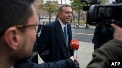 Juan Angel Napout, ancien vice-président de la Fifa, arrive au tribunal à Brooklyn, New York, le 13 novembre 2017.