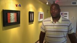 Mengubah Kantong Plastik Menjadi Benda Seni