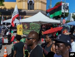 지난 18일 미국 로스앤젤레스에서 '준틴스(Juneteenth)' 기념행사가 진행되고 있다.