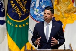 Penjabat Sekretaris Departemen Keamanan Dalam Negeri Chad Wolf dalam sebuah acara di kantor pusat DHS di Washington, Rabu, 9 September 2020. (Foto AP / Susan Walsh)