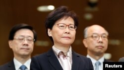 អ្នកស្រី Carrie Lam ដែល​ជា​មេដឹកនាំ​ទីក្រុង​ហុងកុង ចូលរួម​នៅ​ក្នុង​សន្និសីទ​កាសែត​មួយ​នៅ​ក្នុង​ក្រុង​ហុងកុង កាលពី​ថ្ងៃទី៥ ខែសីហា ឆ្នាំ២០១៩។