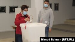 Glasanje na lokalnim izborima u Mostaru (Foto: RFERL - Mirsad Behram) 