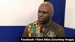 Kémi Séba après son expulsion de la Guinée, le 3 mars 2018. (Facebook/Kémi Séba)