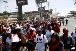 Central American migrants traveling with the so-called caravan for migrants' rights are seen in Hermosillo, Mexico, April 23, 2018.