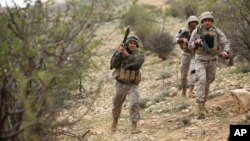 The procession of Chea Sim's funeral, former president of Cambodian People's Party and the Senate on June 19, 2015. (Nov Povleakhena/VOA Khmer) 