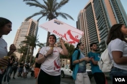 A Lebanese Pokemon GO gathering moves on to Zaitunay Bay, Beirut's exclusive seafront neighbourhood.