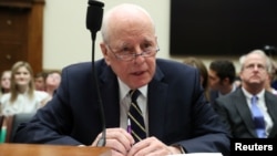 John Dean, figure clé du scandale du Watergate, lors de son témoignage, à Capitol Hill, Washington, 10 juin 2019. REUTER
