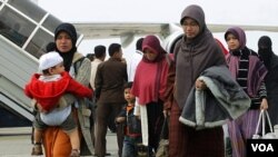 Kloter pertama WNI yang mengungsi pulang ke Indonesia dari Mesir, tiba di Bandara Soekarno-Hatta, Jakarta, dua pekan lalu (2/2).