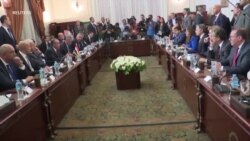 Blinken Patisipe nan Plizyè Rankont nan Vil Paris