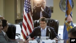 US Defense Chief: 'Lasting Defeat' Needed Against Islamic State 