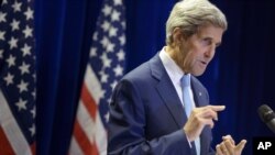 លោក​ John Kerry ​រដ្ឋមន្ត្រី​ការ​បរទេស​ស.រ.អា​​និយាយ​ថា ​ស.រ.អា​និង​ប្រទេស​រុស្ស៊ី​បាន​សម្រេច​កិច្ចព្រមព្រៀង​អំពីសេចក្តី​សម្រេច​ចិត្ត​សម្រាប់​ក្រុម​ប្រឹក្សា​សន្តិសុខ​អ.ស.ប​ ដែលមាន​គោល​ដៅកំណត់​អត្តសញ្ញាណ​ថា​ តើក្រុម​ណា​មួយ​ដែល​ប្រើអាច​វុធគីមី​ធ្វើការ​វាយ​ប្រហារ​នៅ​ប្រទេស​ស៊ីរី។ 