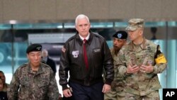 កាលពី​ថ្ងៃទី១៧ ខែមេសា ឆ្នាំ២០១៧ លោក​អនុប្រធានាធិបតី Mike Pence ទៅ​ដល់​ភូមិ Panmunjom ជា​តំបន់​ស​ (តំបន់​គ្មាន​កង​ទ័ព)​ ដែល​ពុះ​ចែក​ប្រទេស​កូរ៉េ​ទាំង​ពីរ​ចាប់​តាំង​ពី​សង្គ្រាម​កូរ៉េ​មក។ 