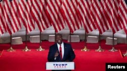 AQSh Senatida respublikachilardan yagona qora tanli qonunchi