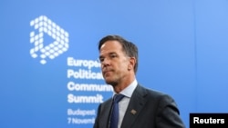Sekretaris Jenderal NATO Mark Rutte menghadiri Konferensi Masyarakat Politik Eropa yang digelar di Puskas Arena di Budapest, Hungaria, pada 7 November 2024. (Foto: Reuters/Bernadett Szabo)