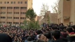 我们的精英永远离我们而去了。他们(伊朗领导人)把他们炸飞了