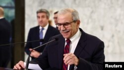 Премьер-министр Ливана Наваф Салам в президентском дворце в Баабде, Ливан, 8 февраля 2025 года (фото Reuters/Emilie Madi). 